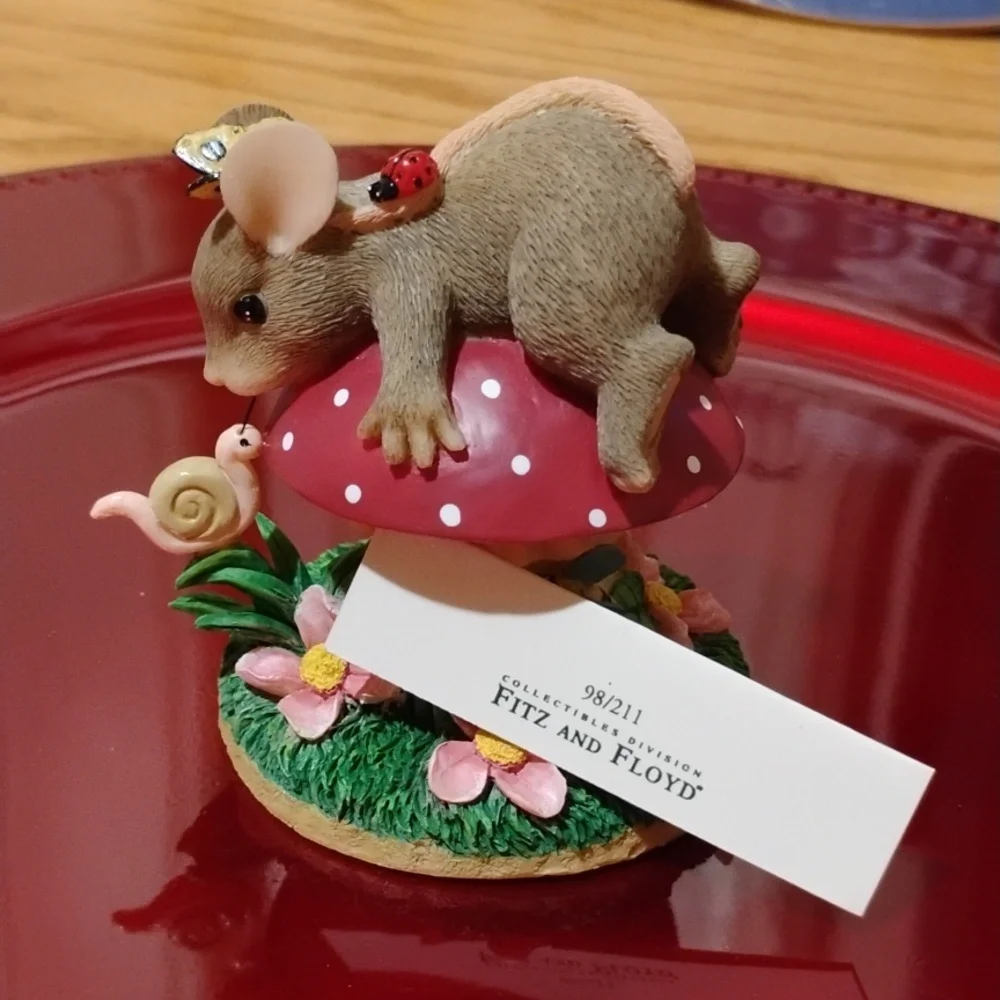 Fitz & Floyd Mouse Figurine on Red Mushroom 1999